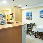 Aparthotel De La Terrasse