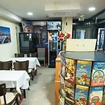 De La Terrasse Aparthotel 2*