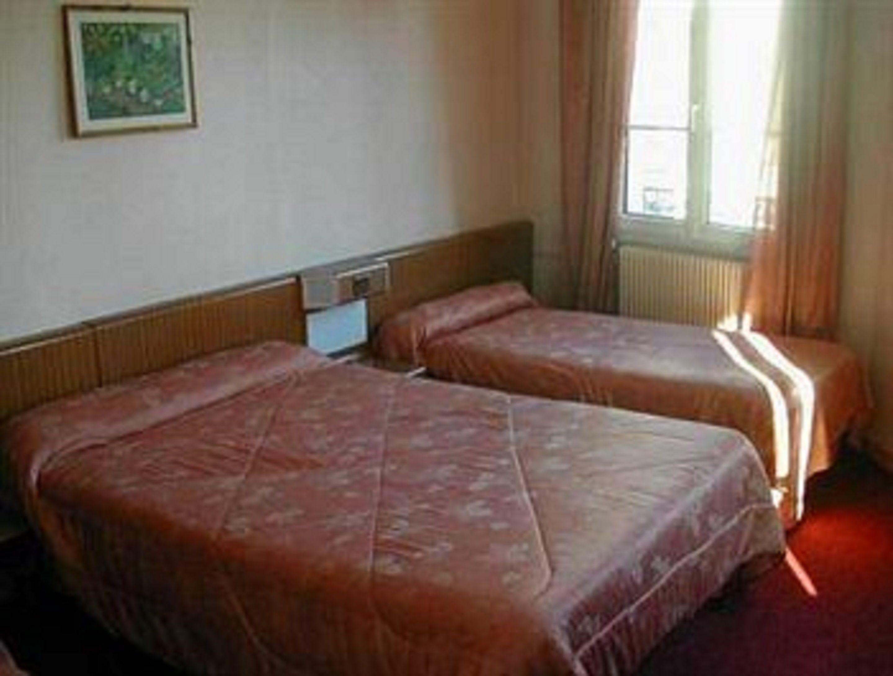 Aparthotel De La Terrasse 2*