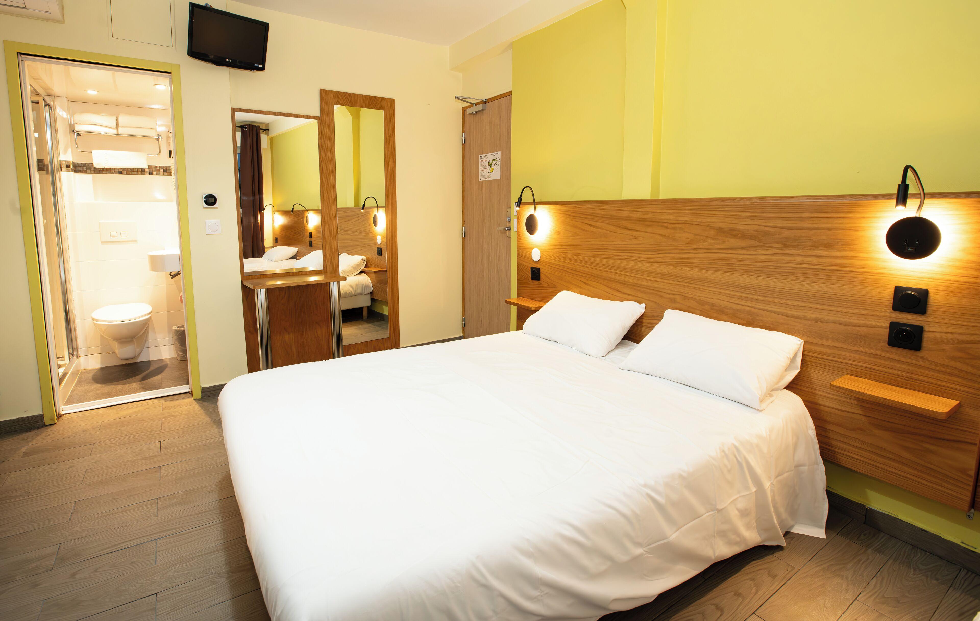 De La Terrasse 2* Paris